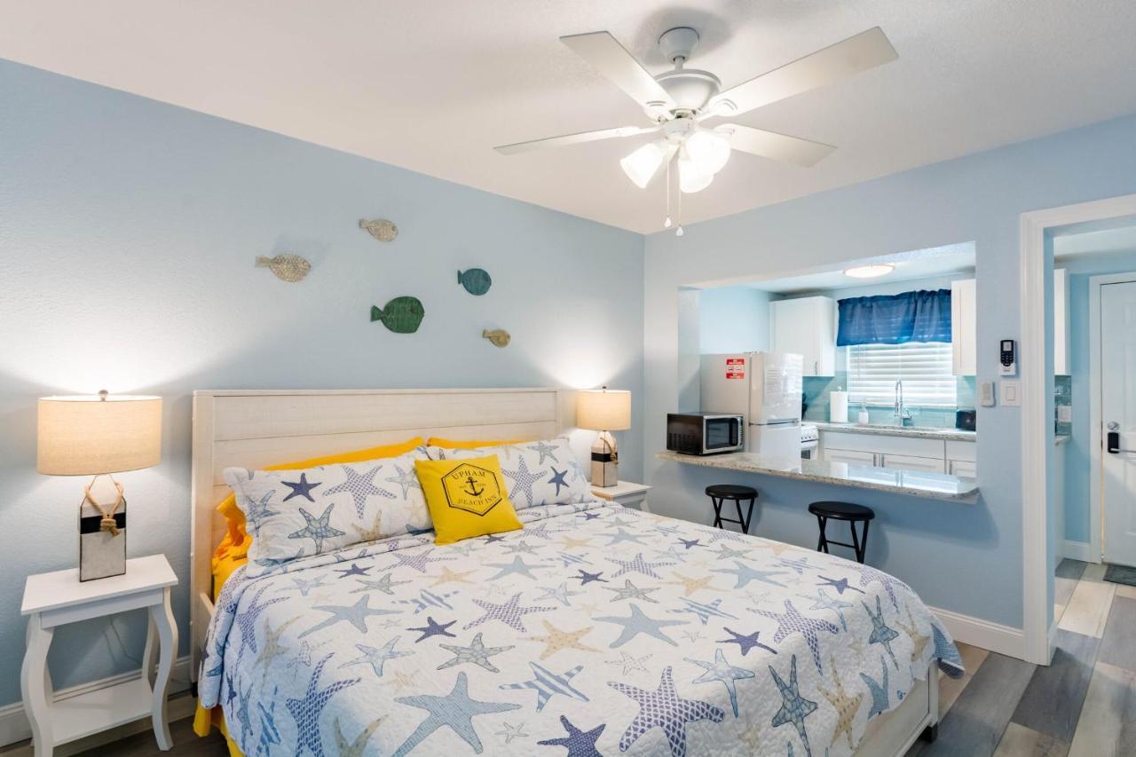 Upham Beach Inn セント・ピート・ビーチ エクステリア 写真