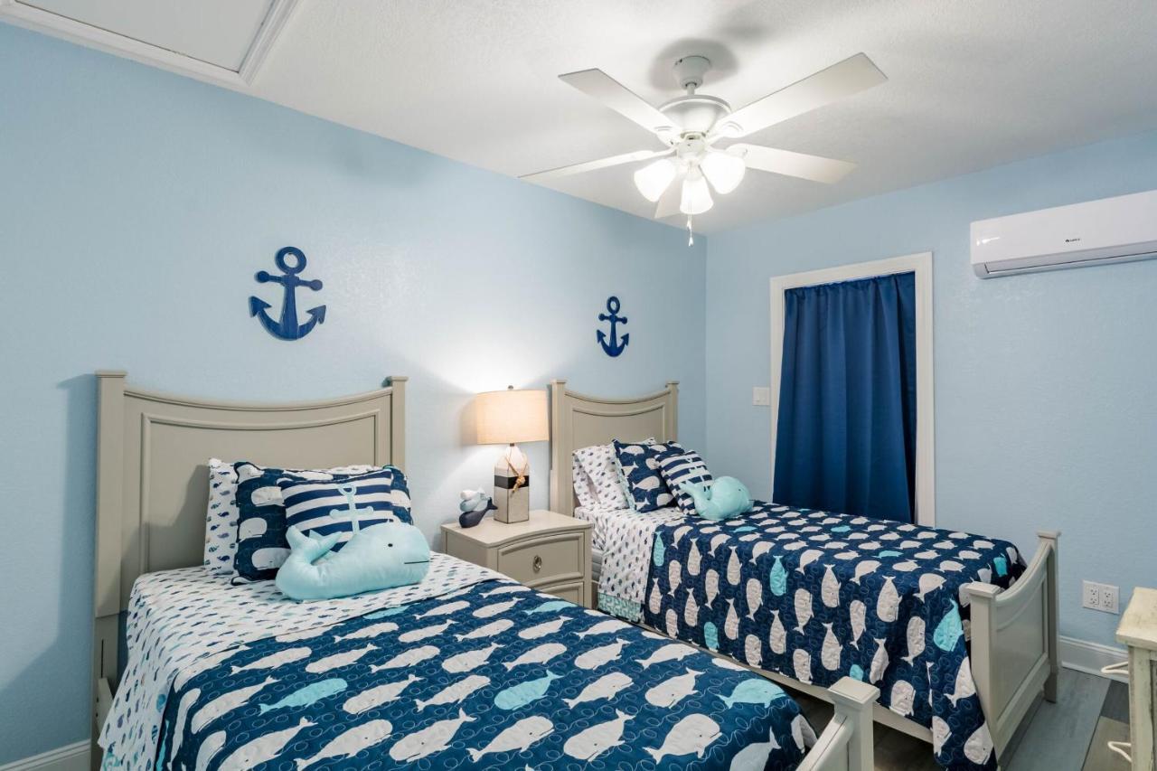 Upham Beach Inn セント・ピート・ビーチ エクステリア 写真